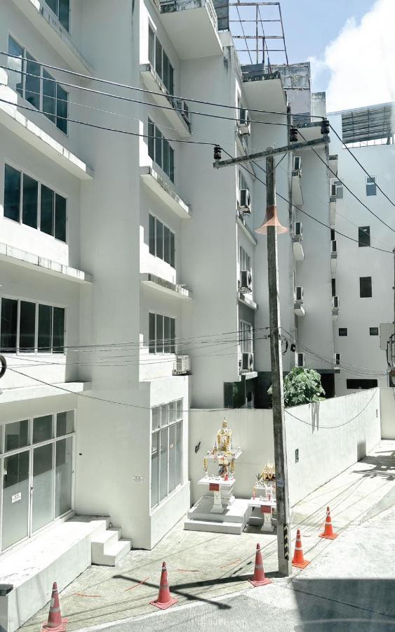 Baobab Hotel Patong Exterior photo